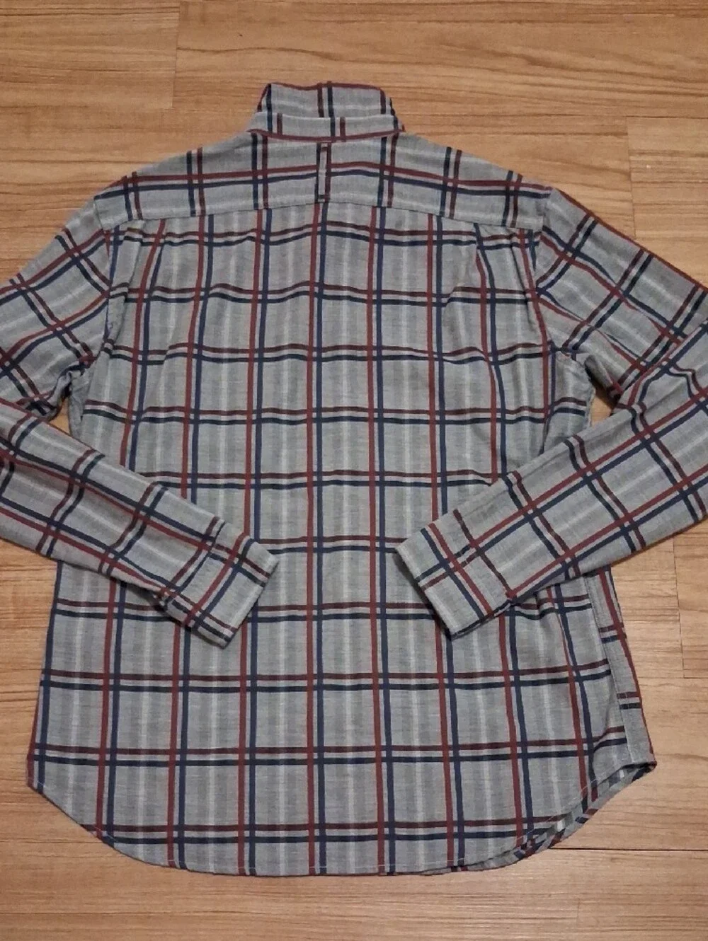 Banana Republic Gray Plaid Button-Down Shirt with Navy & Brown Lines